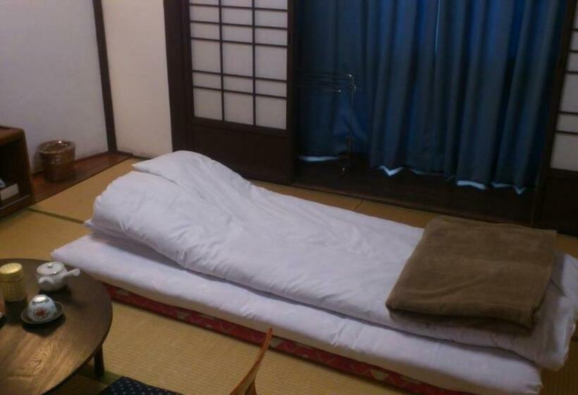 スタンダードシングルルーム, Ryoso Kawaguchi