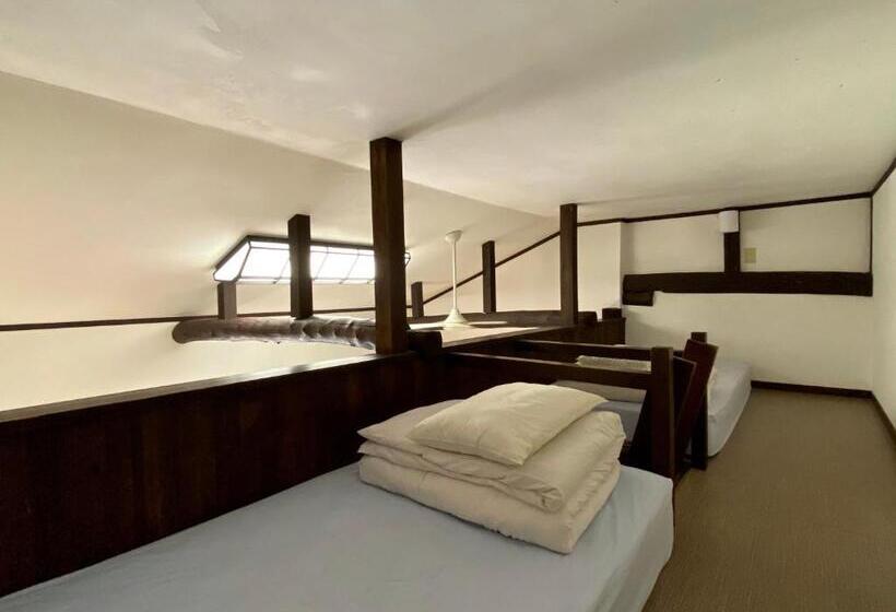 スタンダードルーム, Ryoso Kawaguchi