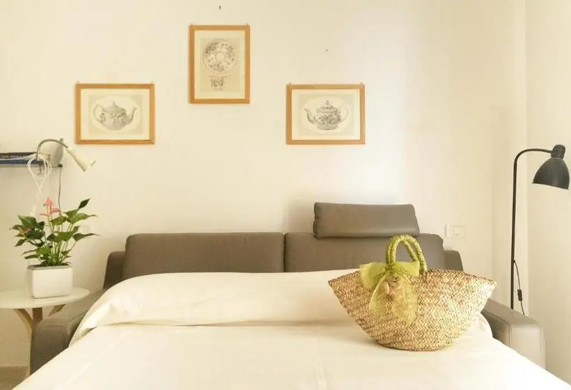 Standard-studio, Residence Teclini