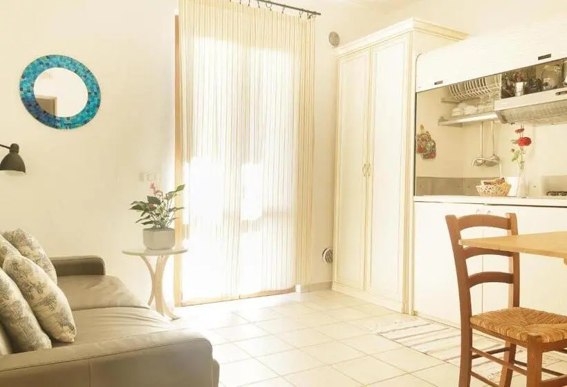 Standard-studio, Residence Teclini
