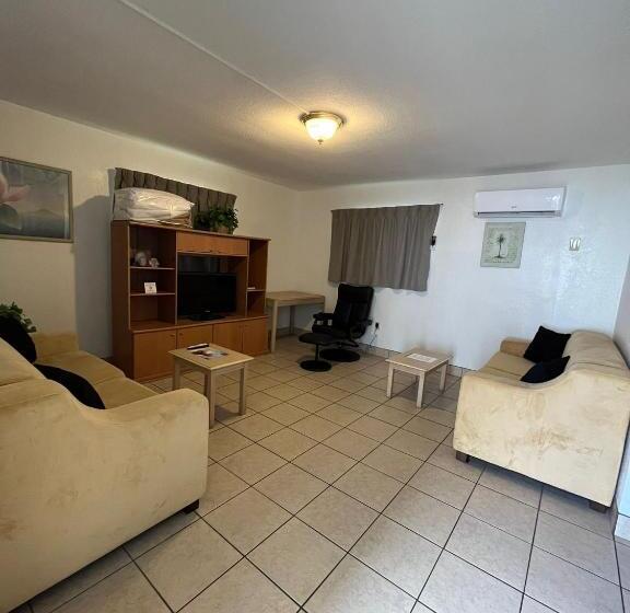 ‫فيلا غرفة نوم واحدة, Holiday Isles Resort