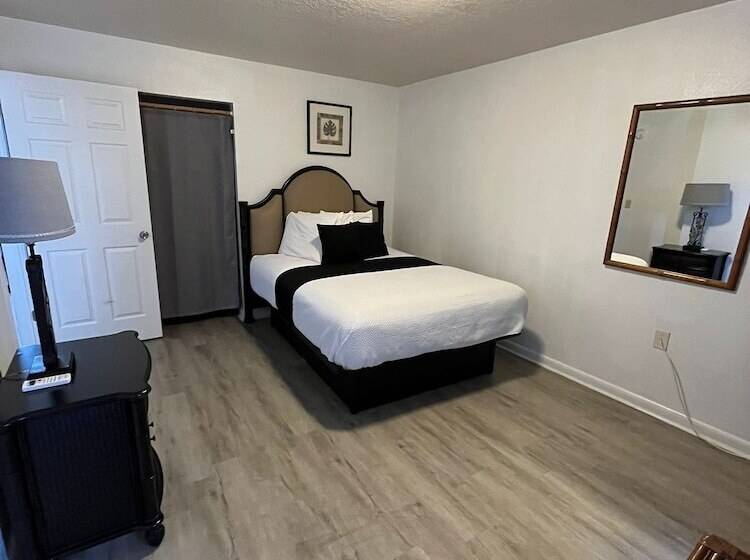 Апартаменты 2 Спальни, Holiday Isles Resort