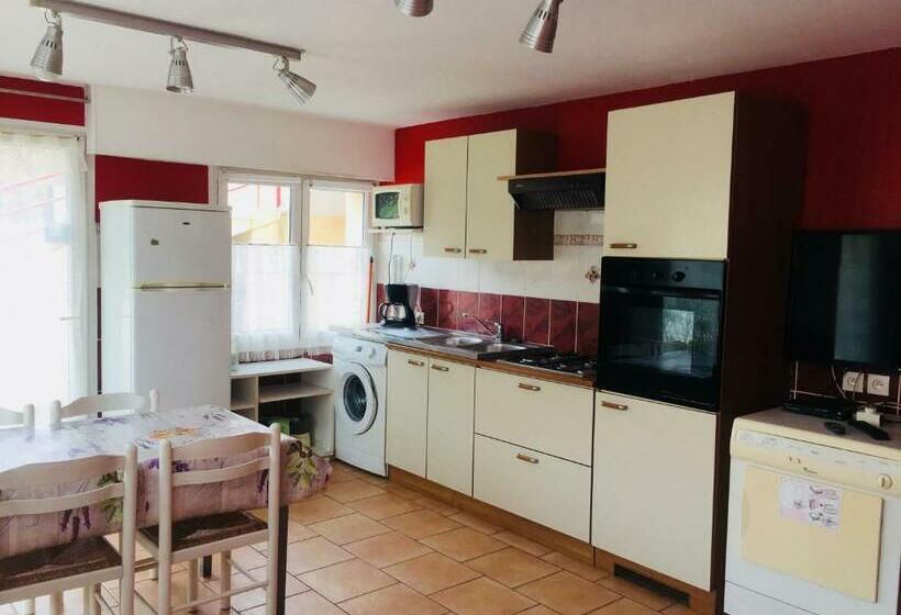 شقة غرفتين, Appart Hôtel Villa Antibes