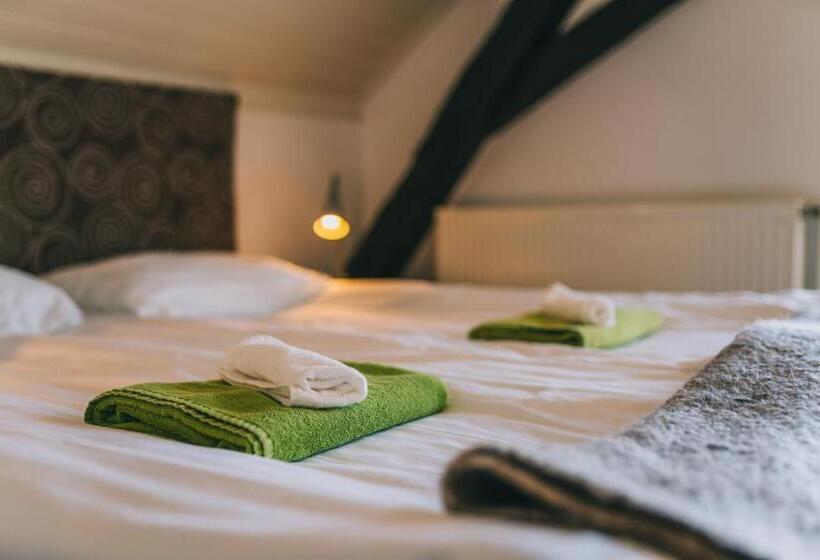 Номер Стандарт, óbester Panzió