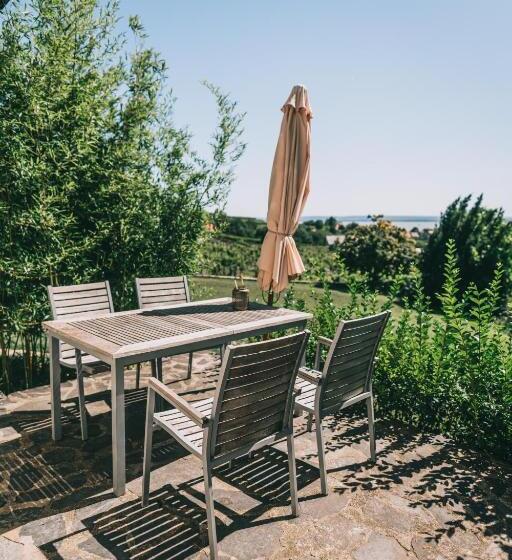 Апартаменты 1 Спальня с Террасой, óbester Panzió