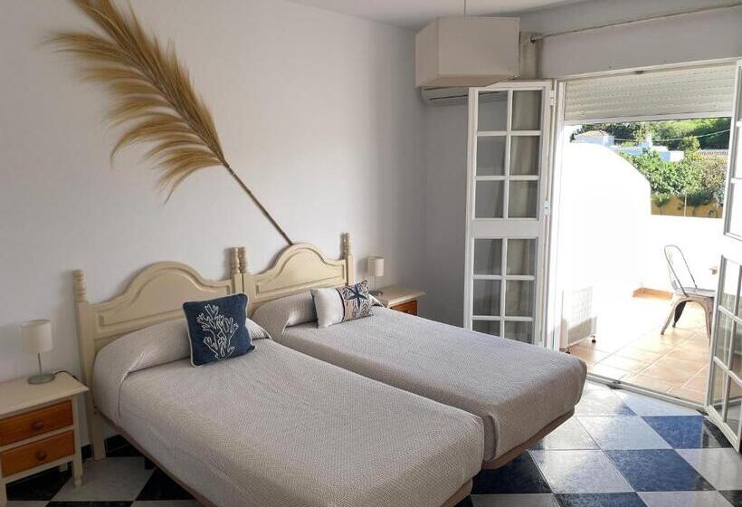 اتاق استاندارد با تراس, Hostal Los Rosales