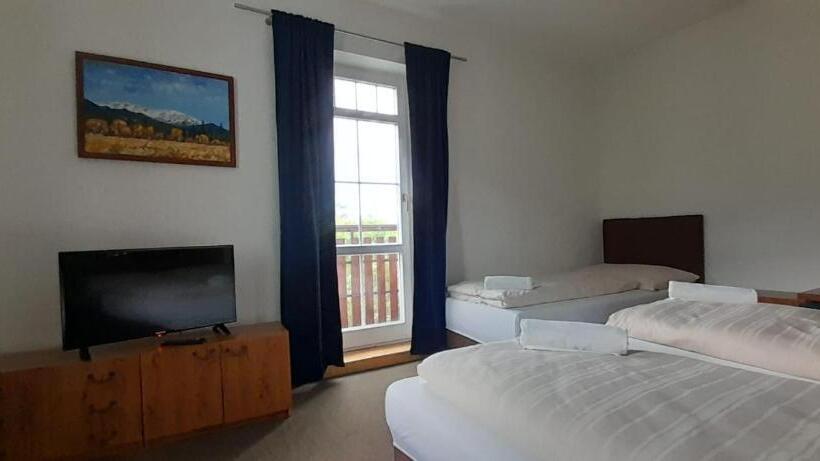 스탠다드 트리플 룸, Penzión Chata Valaška