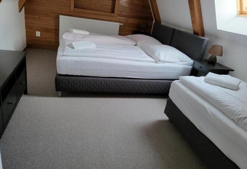 침실 2개 아파트, Penzión Chata Valaška