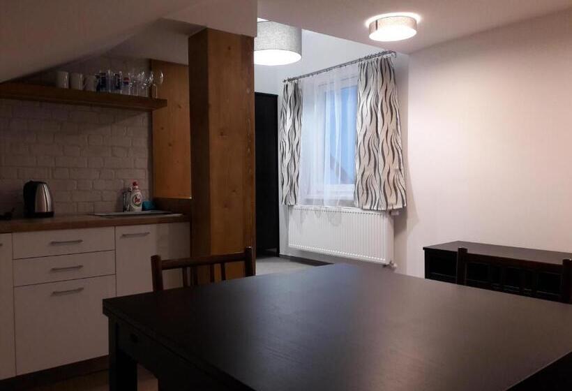 침실 2개 아파트, Penzión Chata Valaška