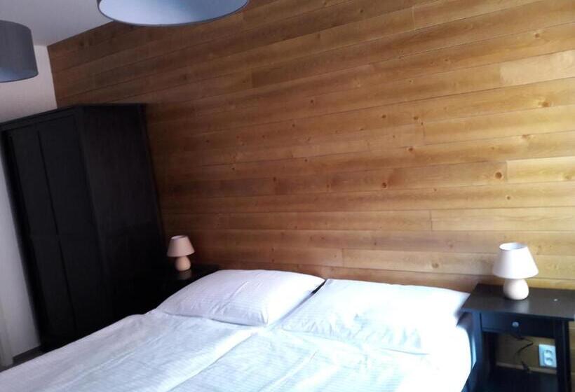 基本间, Penzión Chata Valaška