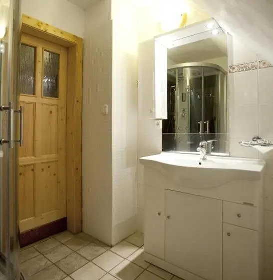 Duplex-huone, Penzión Koliba