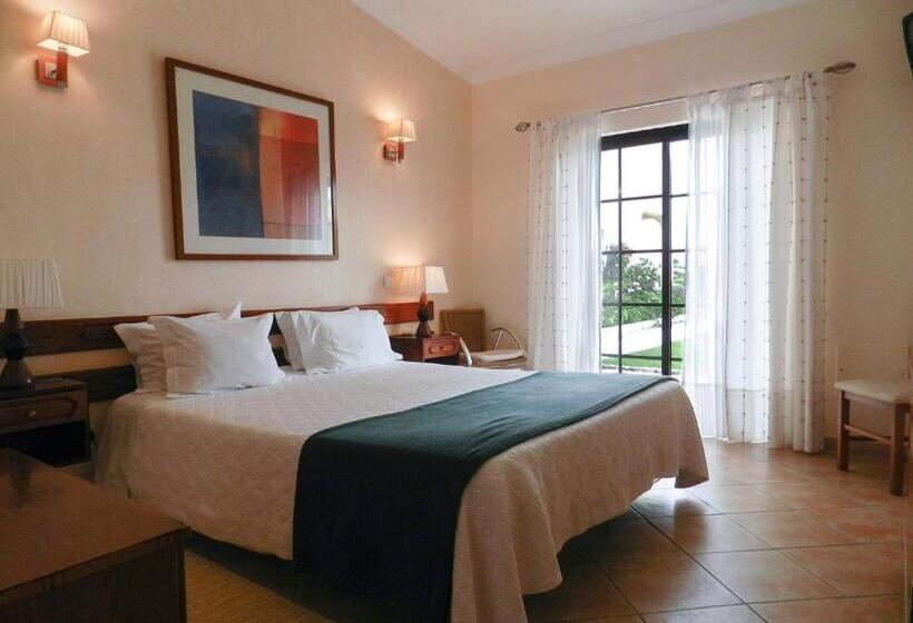 침실 2개 아파트, Residencia Julio