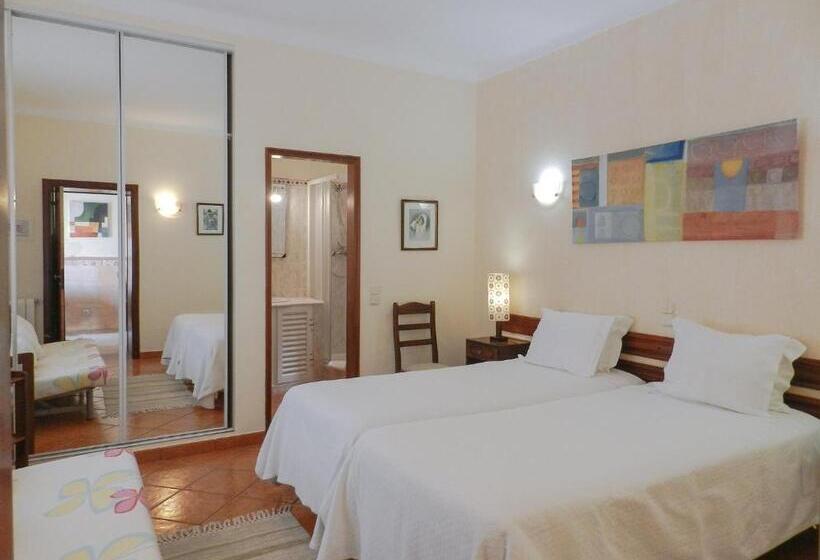 침실 2개 아파트, Residencia Julio