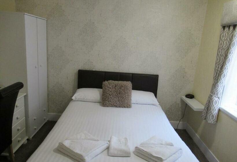 スタンダードルーム, The Quorn