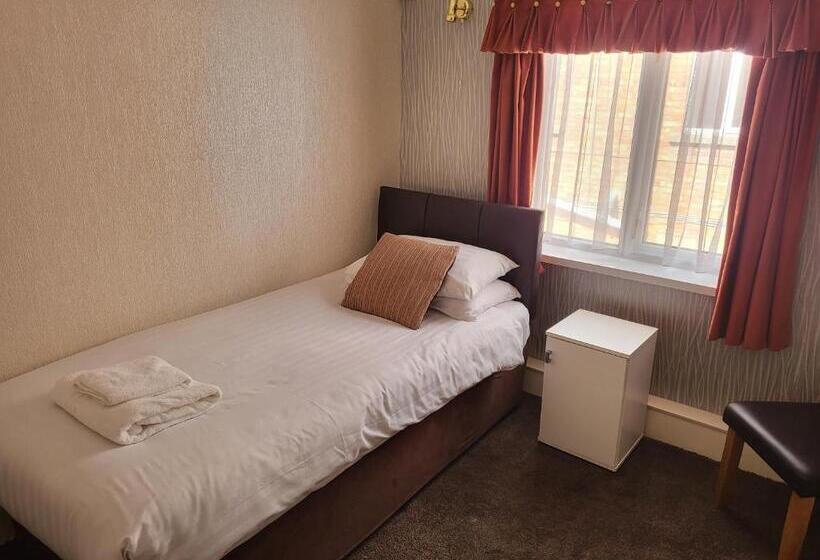 スタンダードシングルルーム, The Quorn