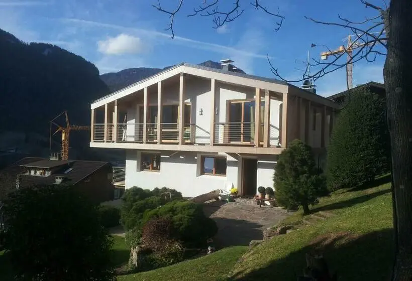 آپارتمان 2 خوابه, Residence Larciunei