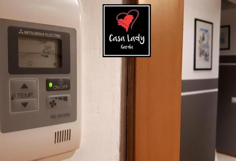 Suite with lake view, Casa Lady
