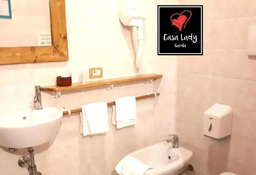 コンフォートルーム, Casa Lady