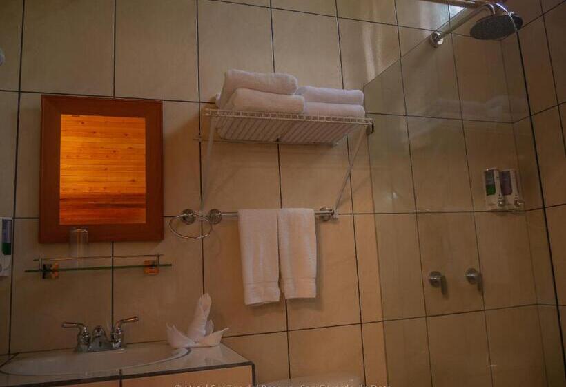 스탠다드 방갈로, Sueños Del Bosque Lodge