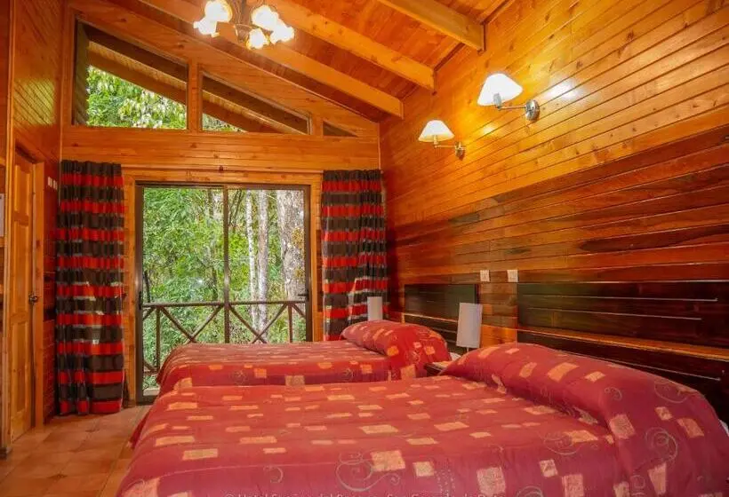 スタンダードバンガロー, Sueños Del Bosque Lodge