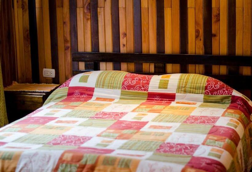 스탠다드 방갈로, Sueños Del Bosque Lodge