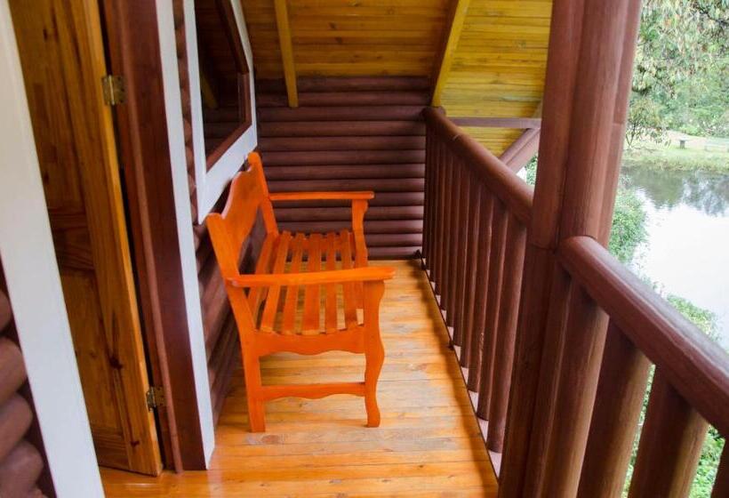 샬레, Sueños Del Bosque Lodge