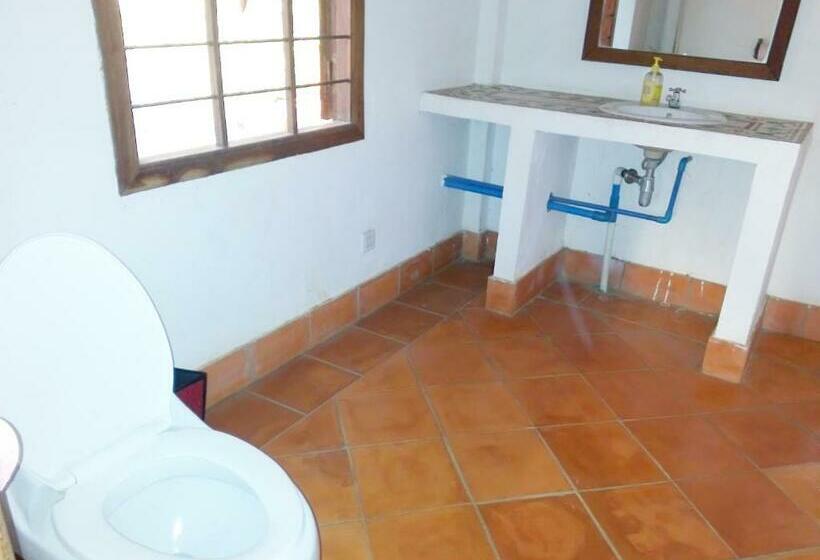 اتاق استاندارد, Arun Mekong Guesthouse