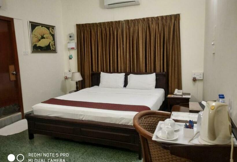 スーペリアールーム, Hanu Reddy Residences Wallace Garden