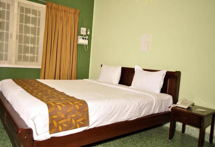 スーペリアールーム, Hanu Reddy Residences Wallace Garden