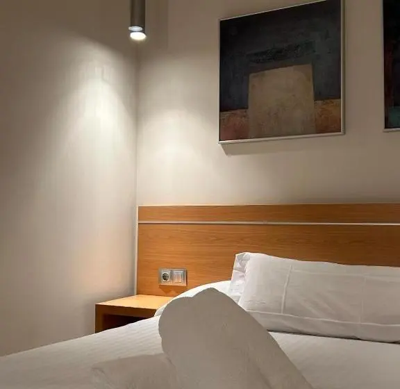 スタンダードシングルルーム, Hostal Aralar