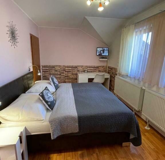 غرفة قياسية, Penzión Pod Guglom