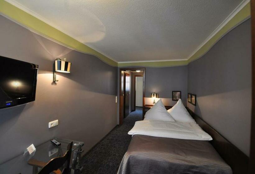 标准单人间, Schmuckkastchen