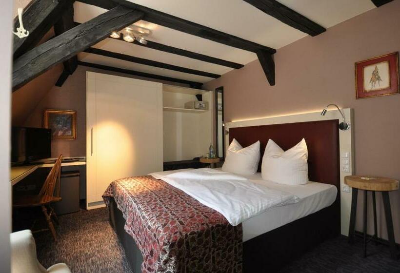 标准间, Schmuckkastchen