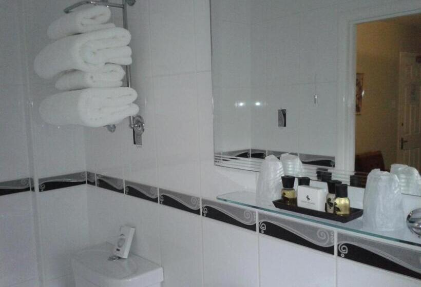 غرفة قياسية, The Burleigh