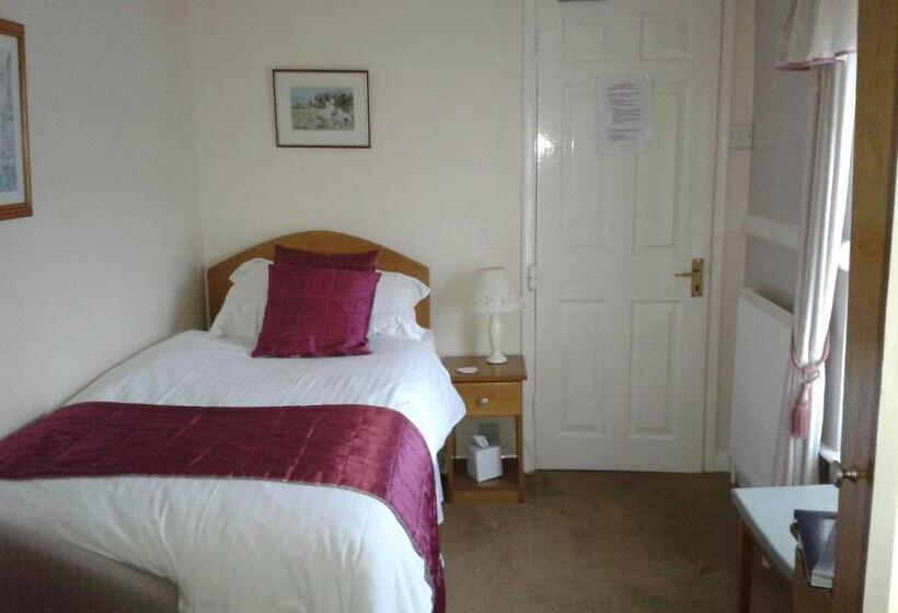 غرفة قياسية فردية, The Burleigh