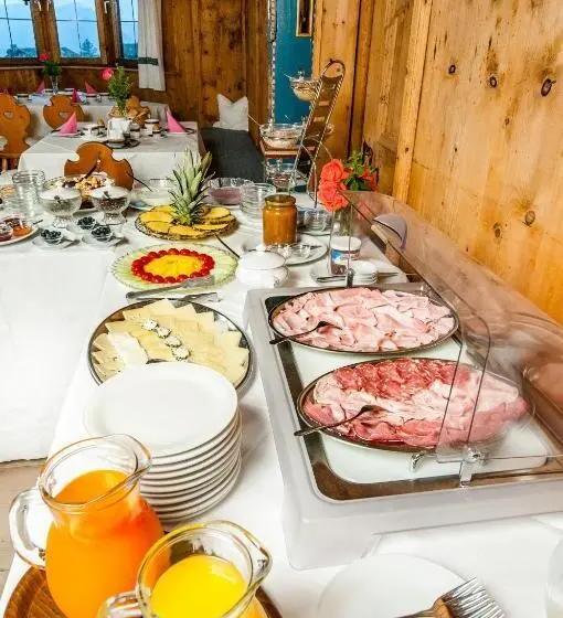 Standard Yhden Hengen Huone, Garni Tschutscherhof