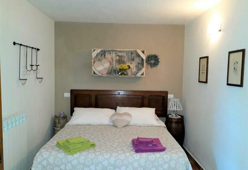 آپارتمان 1 خوابه با چشم‌انداز استخر, Agriturismo San Giacomo
