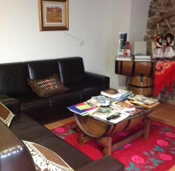 침실 4개 주택, Curral De L Tiu Pino