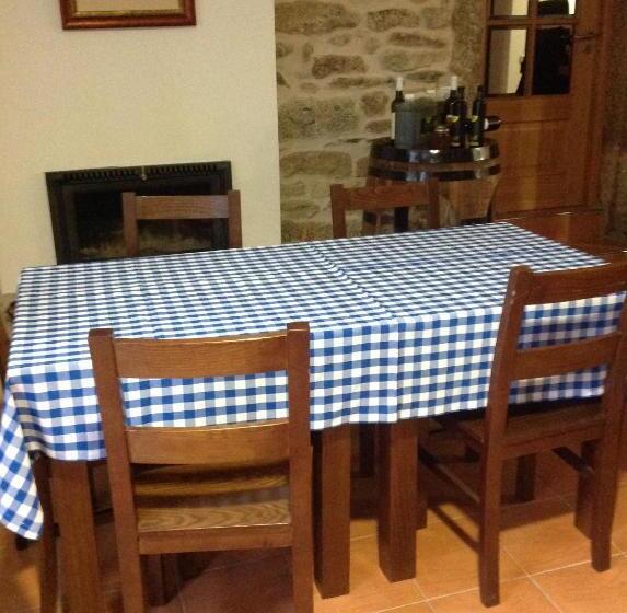 침실 4개 주택, Curral De L Tiu Pino