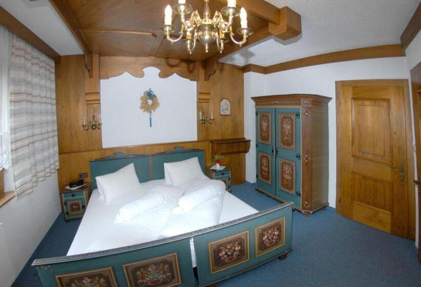 스탠다드 룸, Haus Romantika