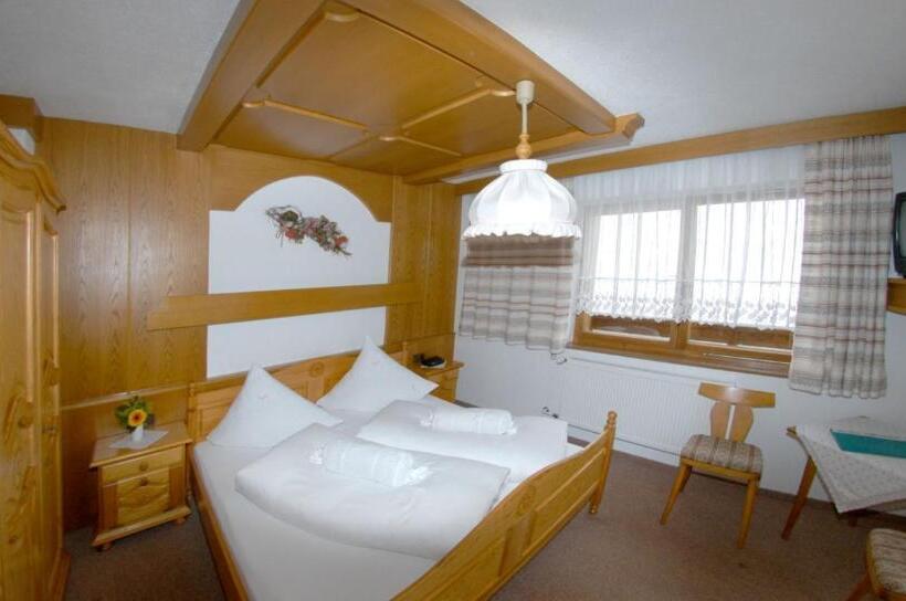 스탠다드 룸, Haus Romantika