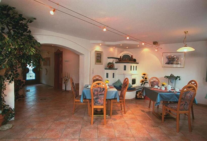 آپارتمان 1 خوابه, Haus Romantika