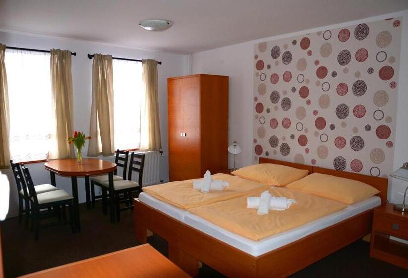 四人标准间, Penzion Svatý Jan