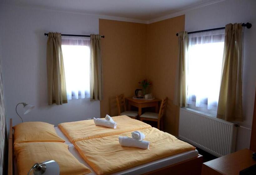 标准间, Penzion Svatý Jan