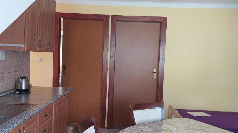 带2个卧室的套房, Penzion U šelongů