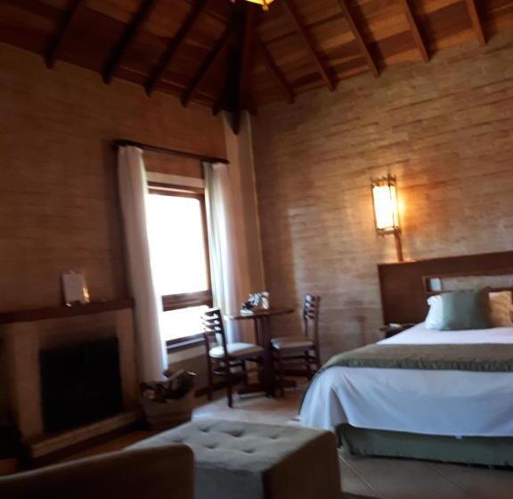 בקתת חדר, Pousada Bucaneve