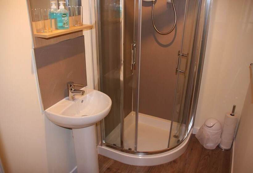 חדר סטנדרט, Scotia