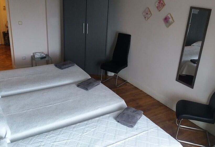 스탠다드 트리픔 룸 공동욕실, Pensión Tu Hogar