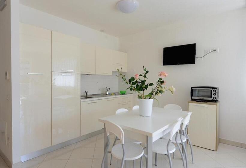 Superior studio with terrace, Residence I Diamanti