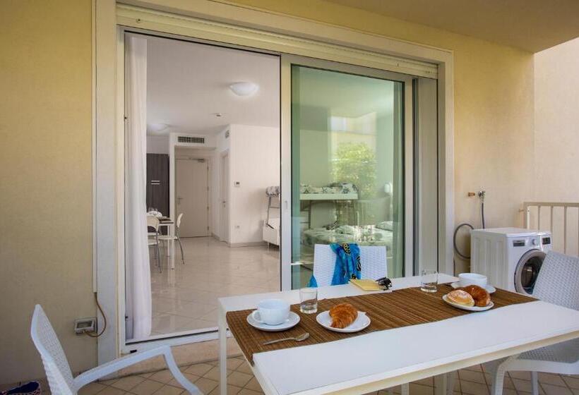 Escritório Estándar, Residence I Diamanti